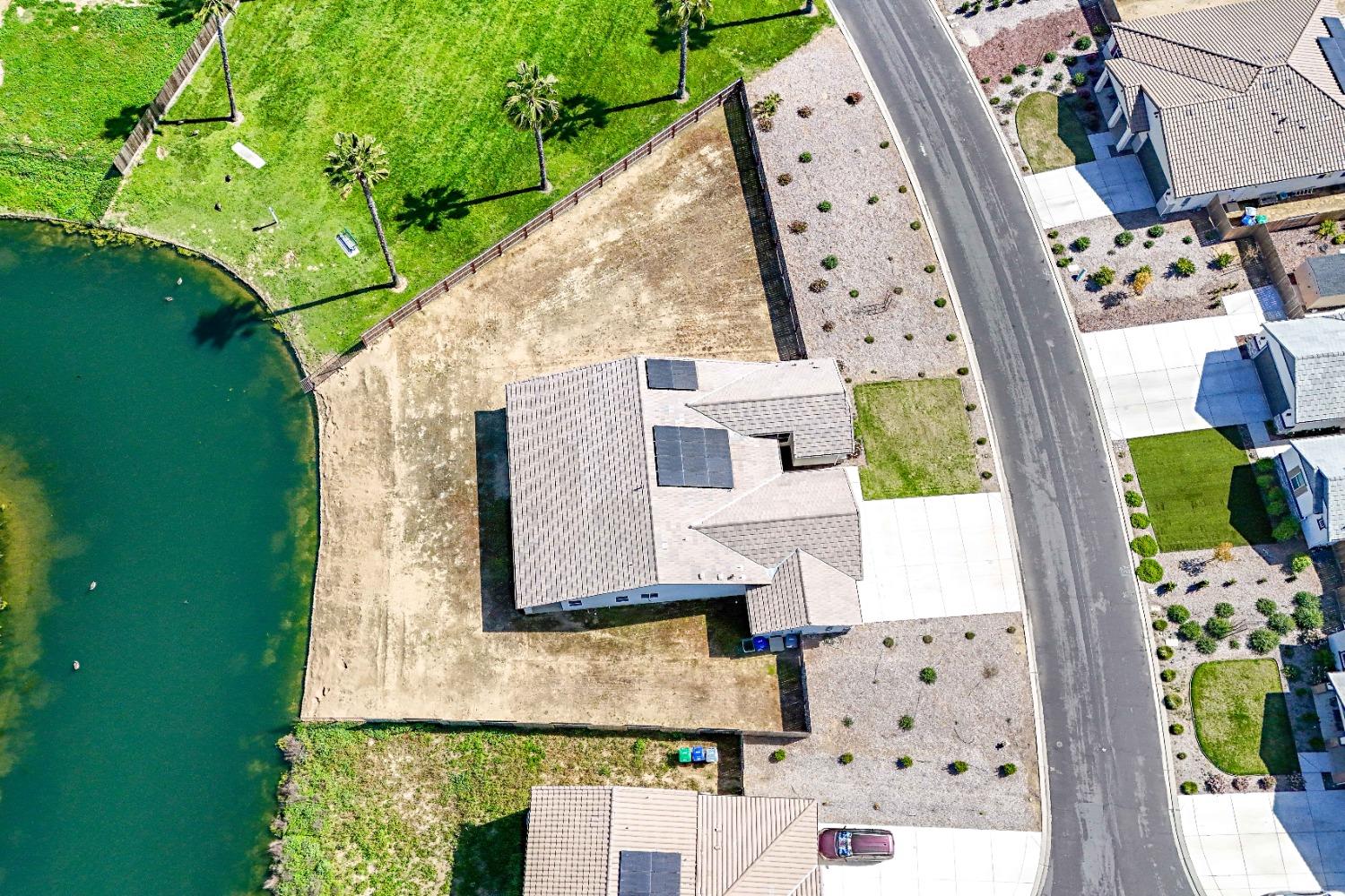 Detail Gallery Image 56 of 57 For 13525 Royal Oaks Ct, Chowchilla,  CA 93610 - 4 Beds | 2/1 Baths