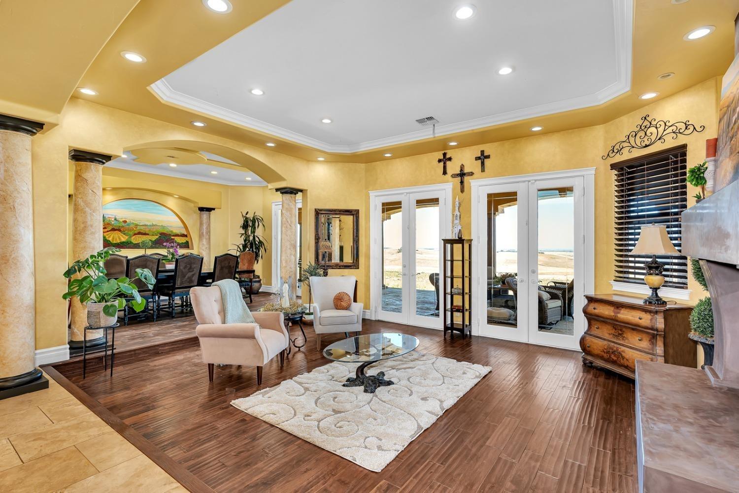 Detail Gallery Image 18 of 99 For 20711 Canyon Rd, Los Banos,  CA 93635 - 4 Beds | 3/1 Baths