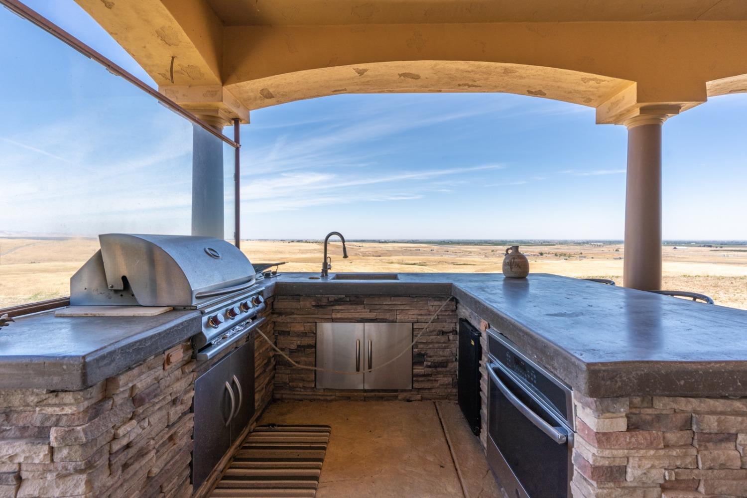 Detail Gallery Image 83 of 99 For 20711 Canyon Rd, Los Banos,  CA 93635 - 4 Beds | 3/1 Baths