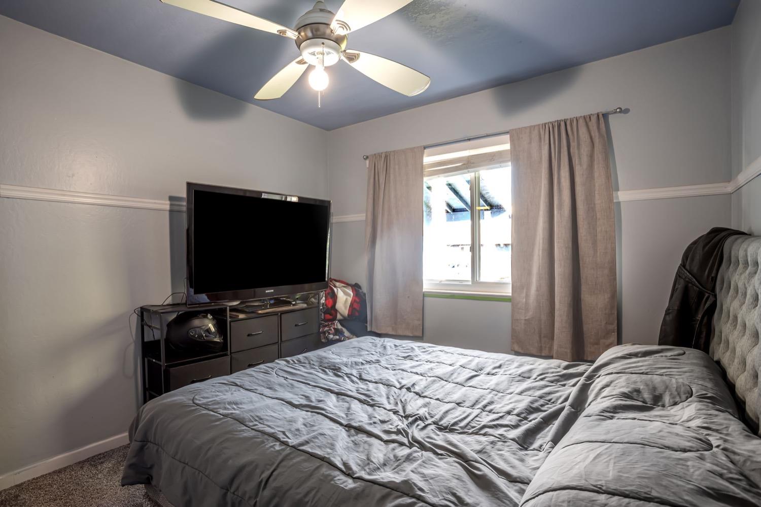 Detail Gallery Image 13 of 28 For 9443 Fort Worth Way, Sacramento,  CA 95827 - 3 Beds | 2 Baths