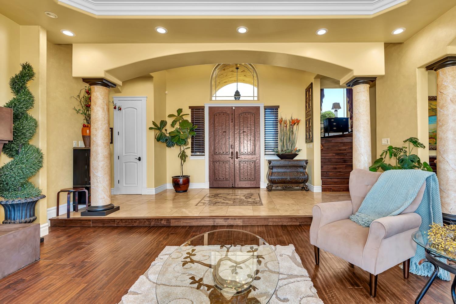 Detail Gallery Image 14 of 99 For 20711 Canyon Rd, Los Banos,  CA 93635 - 4 Beds | 3/1 Baths