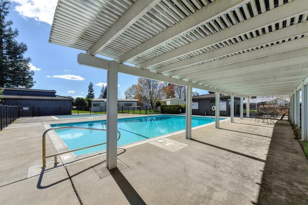 Detail Gallery Image 59 of 65 For 14789 Jurata Ct, Rancho Murieta,  CA 95683 - 2 Beds | 2 Baths