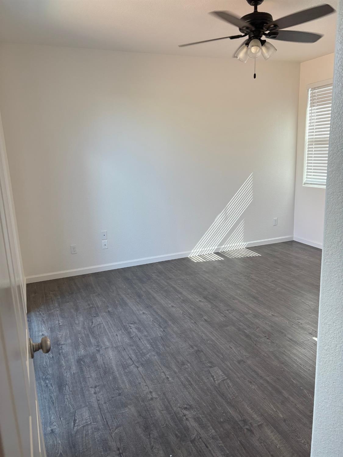 Detail Gallery Image 11 of 18 For 808 Castellona Dr, Newman,  CA 95360 - 3 Beds | 2 Baths