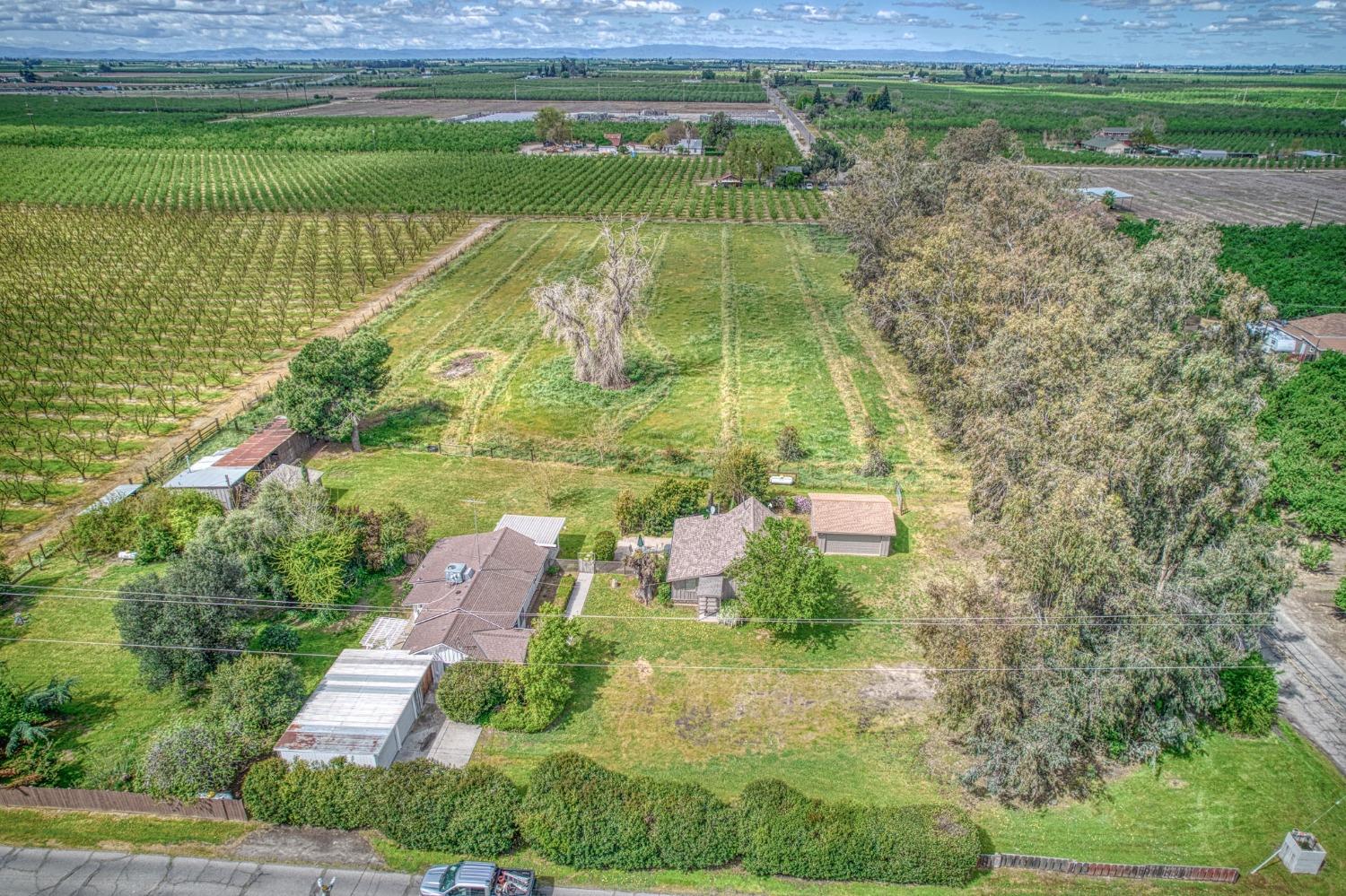 Detail Gallery Image 79 of 88 For 8029 Fruitland, Winton,  CA 95388 - 2 Beds | 1 Baths