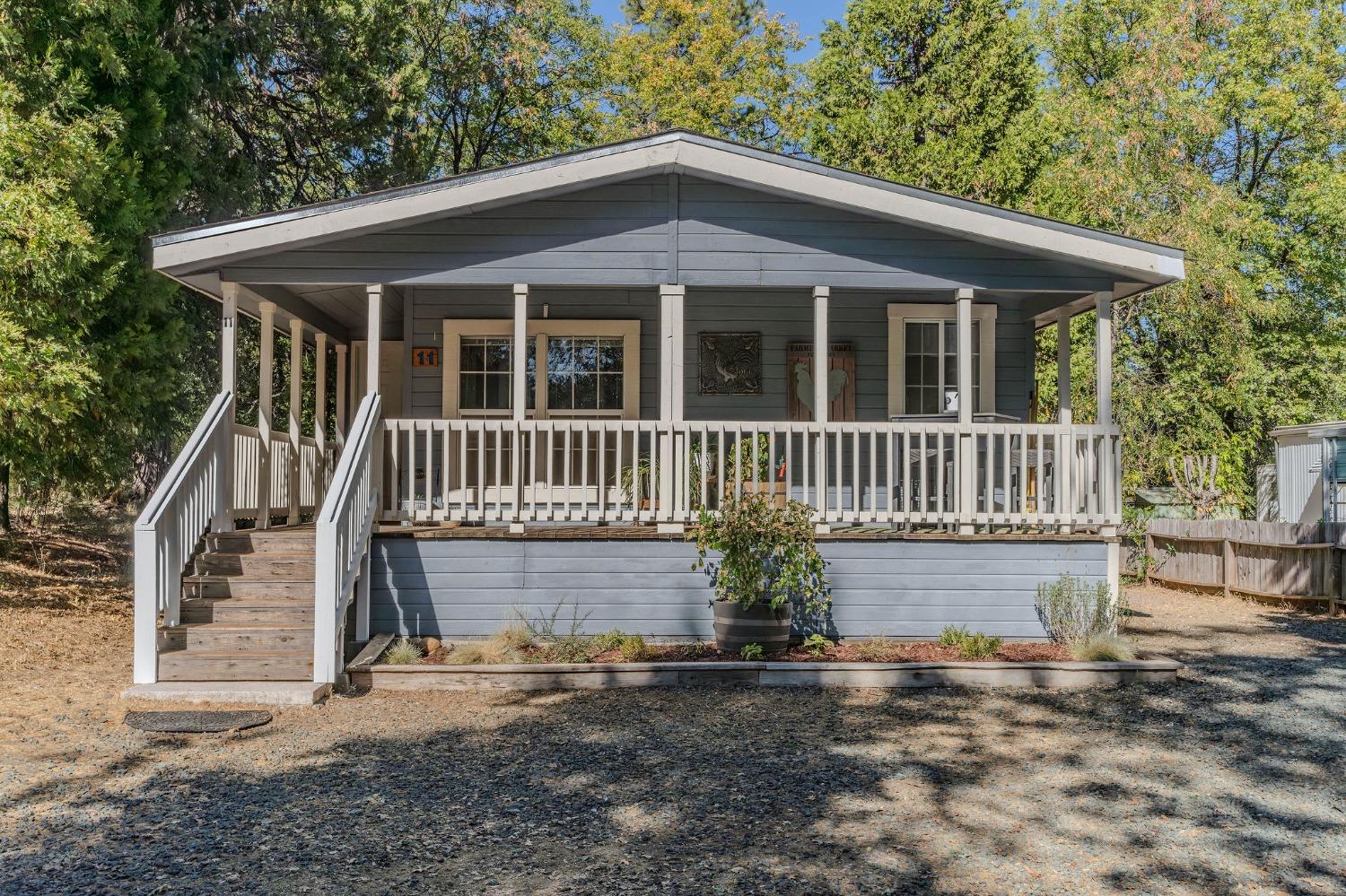 Detail Gallery Image 2 of 32 For 20521 Highway 88 11, Pine Grove,  CA 95665 - 3 Beds | 2 Baths
