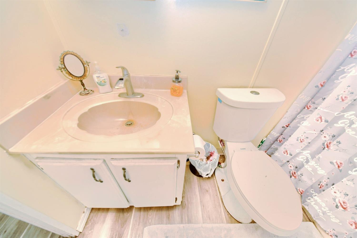 Detail Gallery Image 14 of 74 For 47 Clipper Ln, Modesto,  CA 95356 - 3 Beds | 2 Baths
