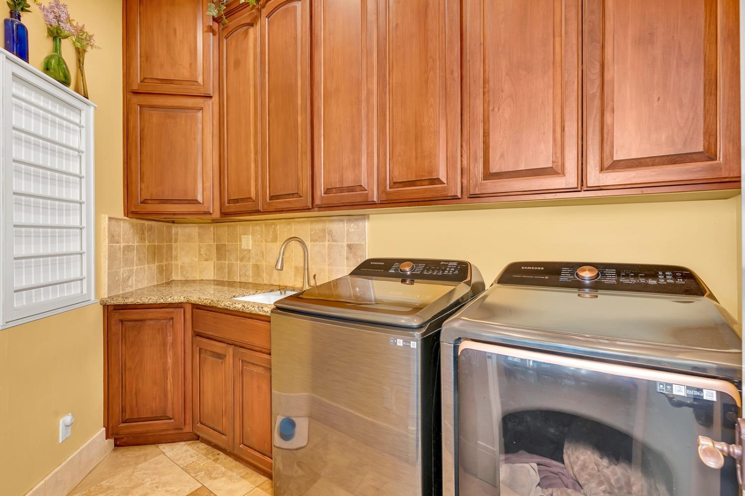Detail Gallery Image 31 of 99 For 20711 Canyon Rd, Los Banos,  CA 93635 - 4 Beds | 3/1 Baths