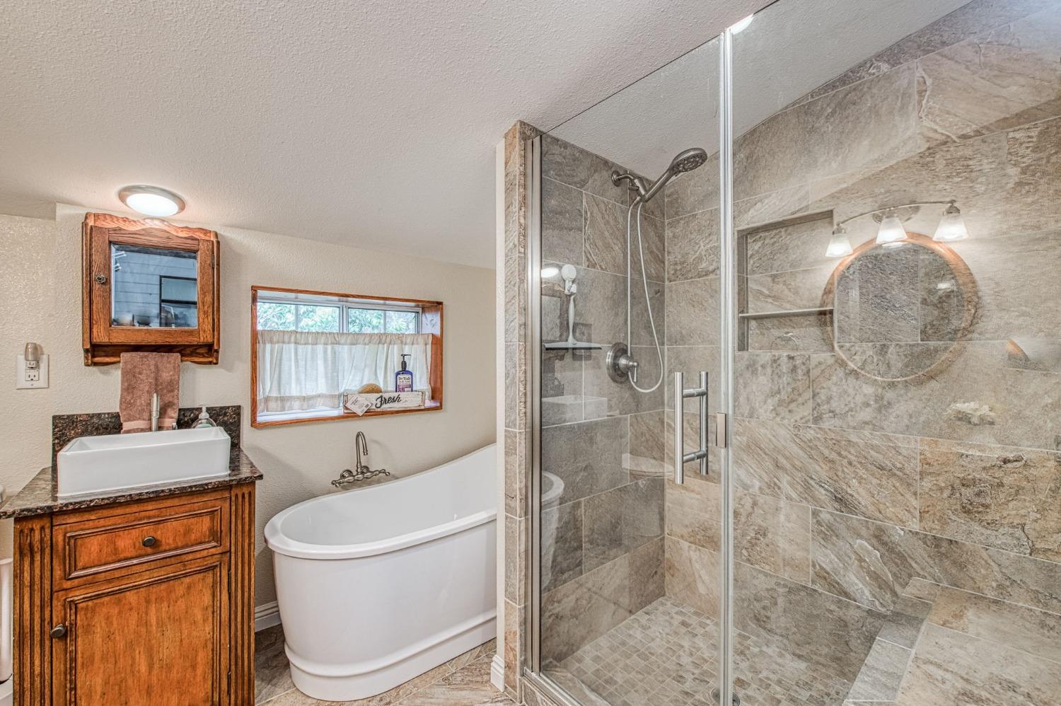 Detail Gallery Image 40 of 88 For 8029 Fruitland, Winton,  CA 95388 - 2 Beds | 1 Baths
