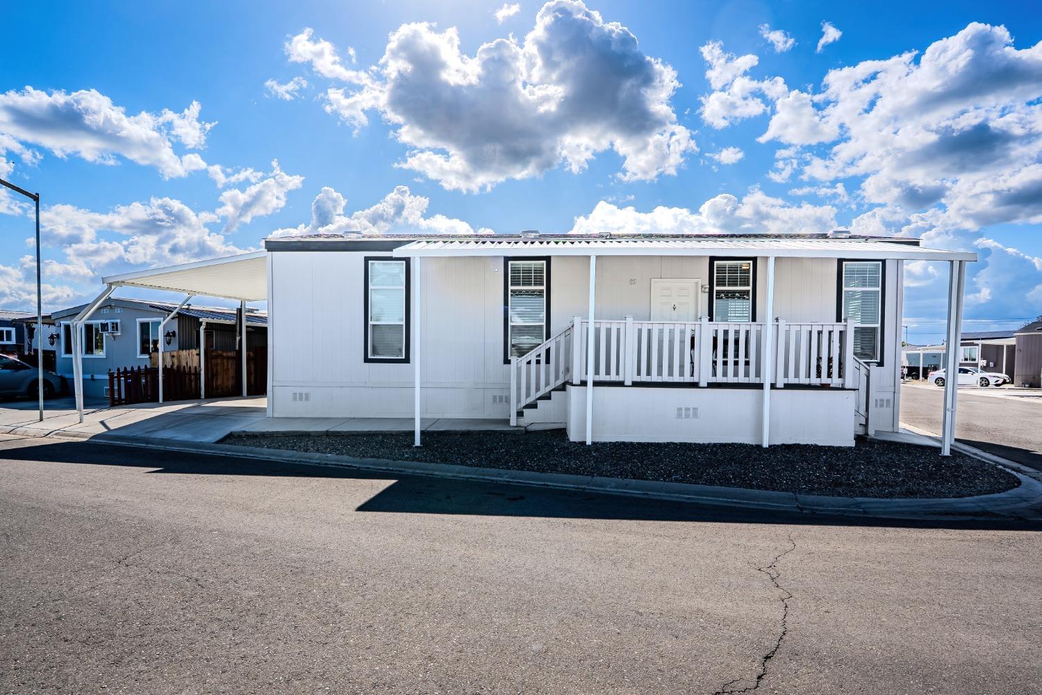 Detail Gallery Image 8 of 24 For 436 N Mercey Springs Rd 85, Los Banos,  CA 93635 - 2 Beds | 2 Baths