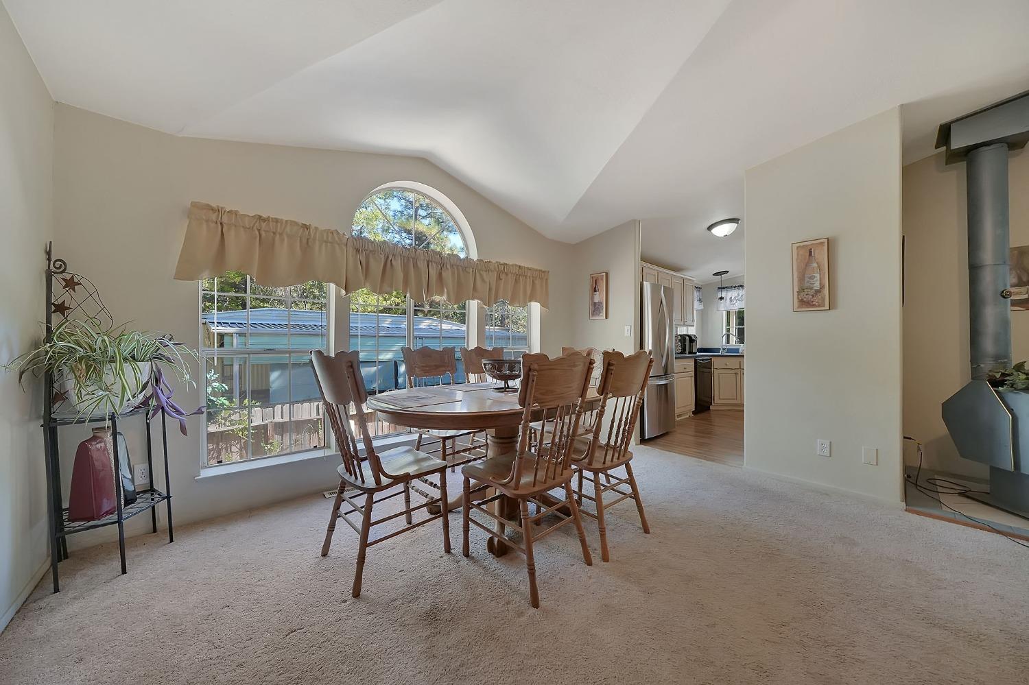 Detail Gallery Image 9 of 32 For 20521 Highway 88 11, Pine Grove,  CA 95665 - 3 Beds | 2 Baths