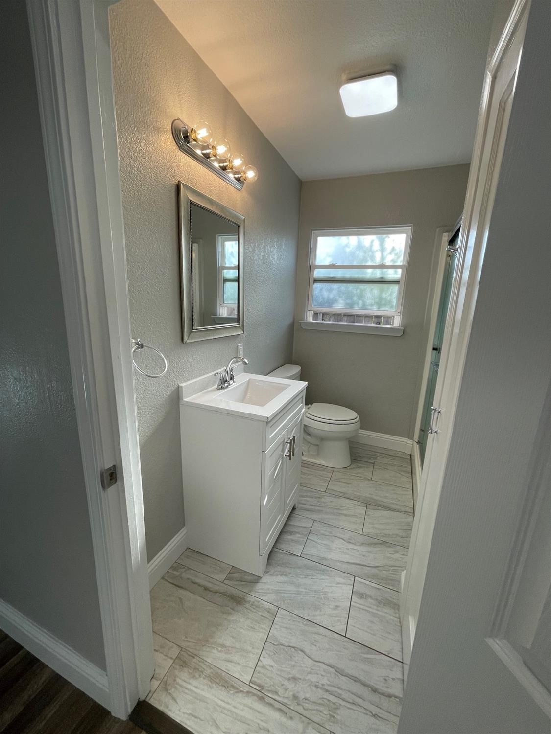 Detail Gallery Image 23 of 24 For 2420 E Fremont St, Stockton,  CA 95205 - 2 Beds | 1 Baths