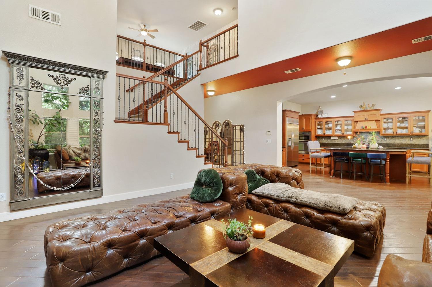Detail Gallery Image 17 of 85 For 10941 St Moritz Cir, Stockton,  CA 95209 - 5 Beds | 3 Baths