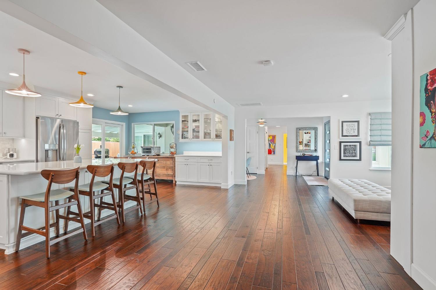 Detail Gallery Image 14 of 43 For 761 Saverien Dr, Sacramento,  CA 95864 - 4 Beds | 2/1 Baths