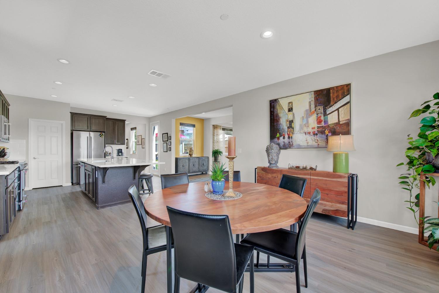 Detail Gallery Image 24 of 93 For 947 Wyatt Ln, Winters,  CA 95694 - 4 Beds | 3/1 Baths