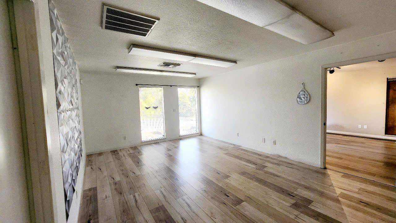 Detail Gallery Image 14 of 40 For 8770 Greenback Ln, Orangevale,  CA 95662 - – Beds | – Baths
