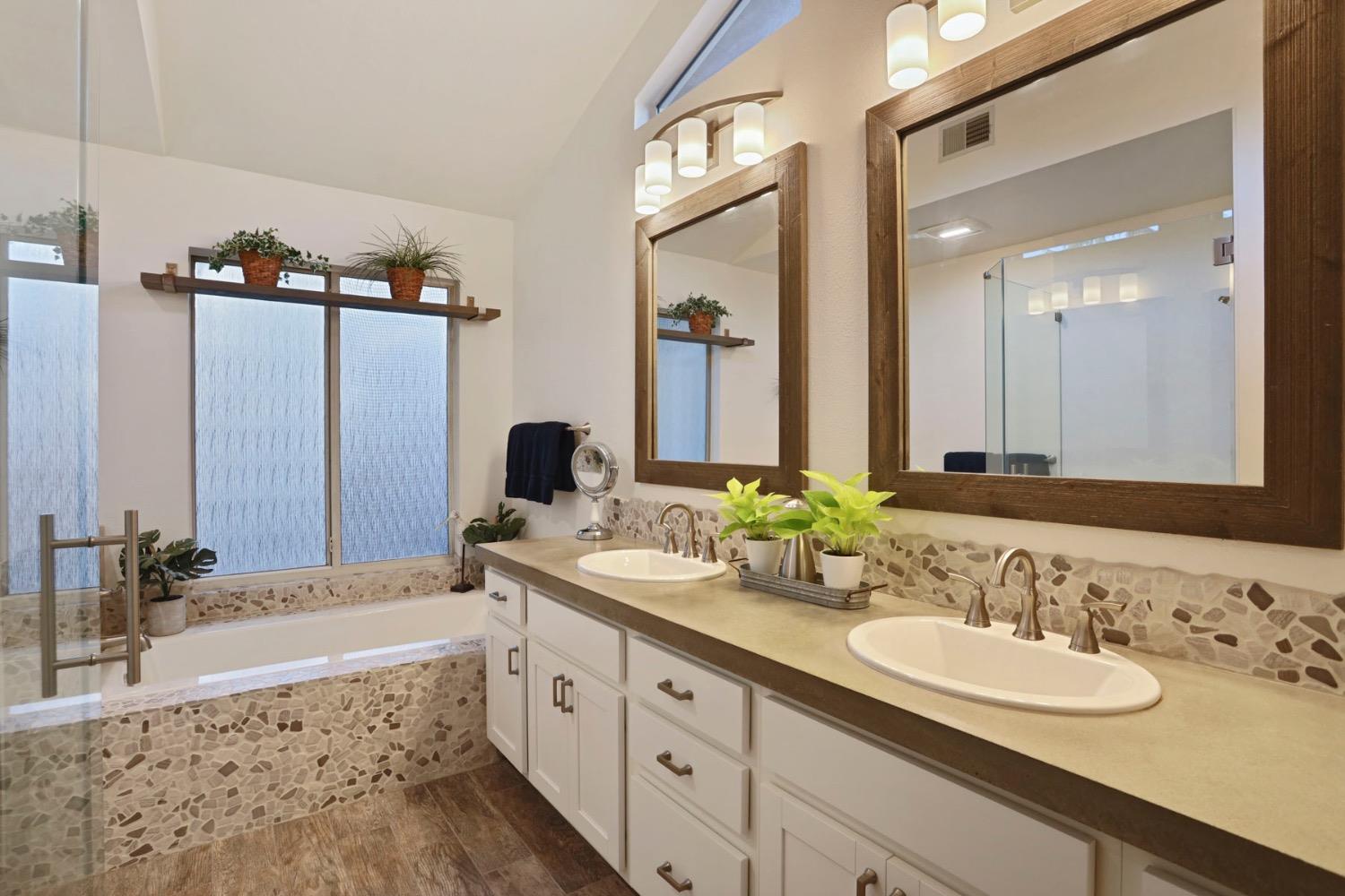 Detail Gallery Image 27 of 51 For 7522 Woodside Dr, Stockton,  CA 95207 - 3 Beds | 3 Baths