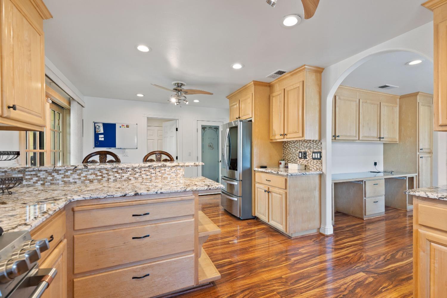 Detail Gallery Image 16 of 73 For 4161 Kapaka Ln, Wheatland,  CA 95692 - 4 Beds | 2/1 Baths
