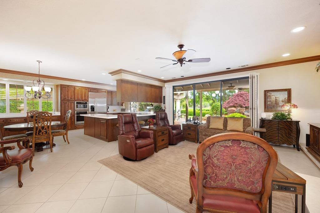 Detail Gallery Image 32 of 95 For 11523 Forty Niner Cir, Gold River,  CA 95670 - 3 Beds | 2/1 Baths