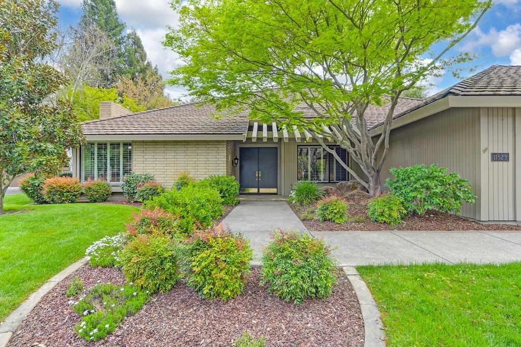 Detail Gallery Image 9 of 95 For 11523 Forty Niner Cir, Gold River,  CA 95670 - 3 Beds | 2/1 Baths