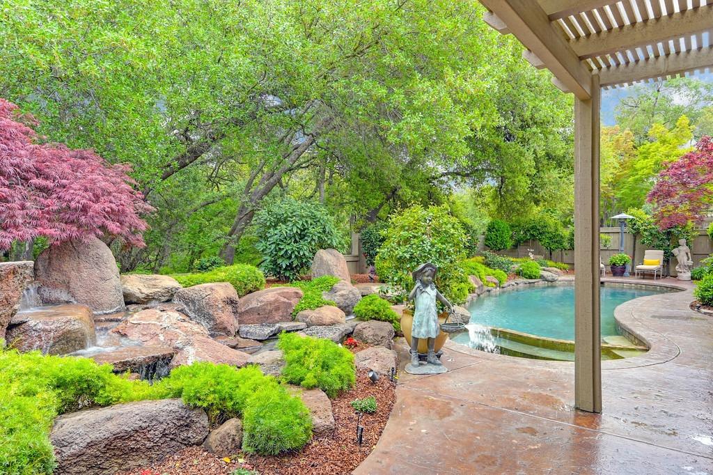 Detail Gallery Image 67 of 95 For 11523 Forty Niner Cir, Gold River,  CA 95670 - 3 Beds | 2/1 Baths