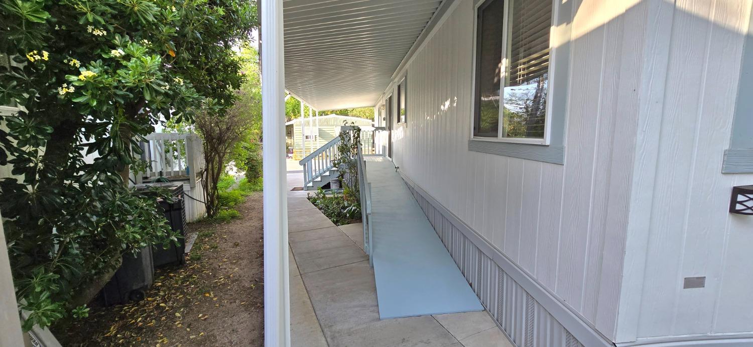 Detail Gallery Image 9 of 49 For 194 Full Cir, Davis,  CA 95618 - 3 Beds | 2 Baths