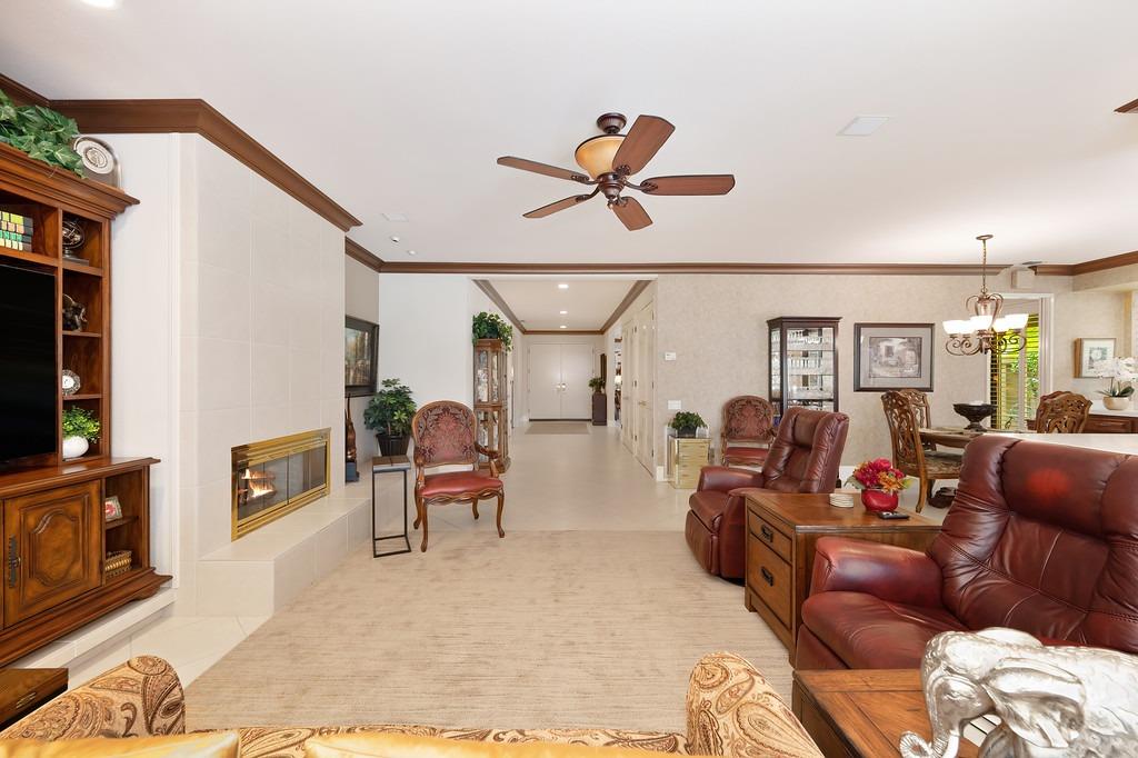 Detail Gallery Image 33 of 95 For 11523 Forty Niner Cir, Gold River,  CA 95670 - 3 Beds | 2/1 Baths