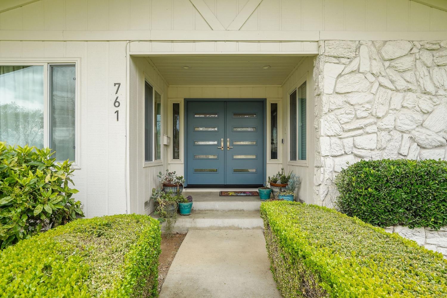 Detail Gallery Image 40 of 43 For 761 Saverien Dr, Sacramento,  CA 95864 - 4 Beds | 2/1 Baths