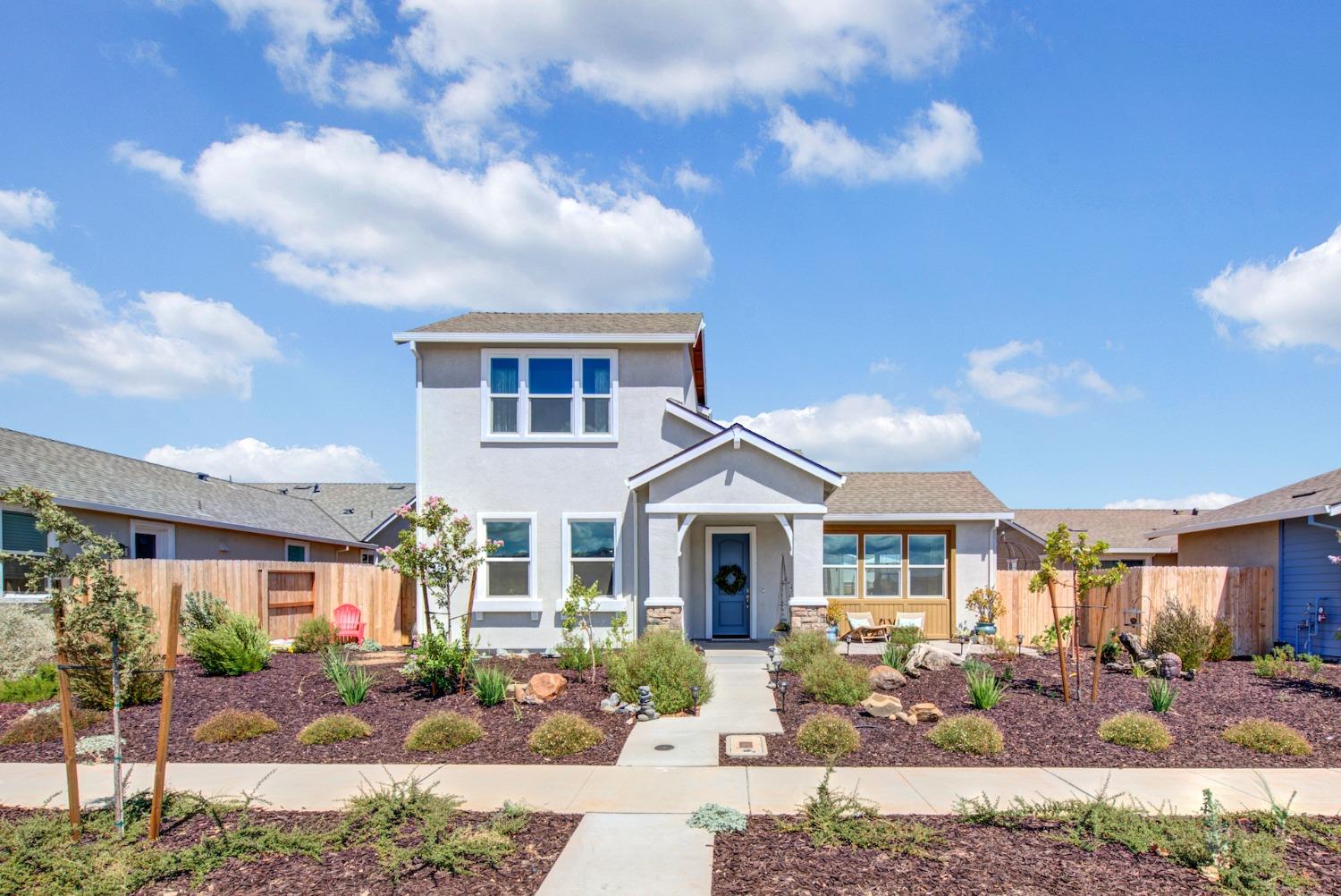 Detail Gallery Image 6 of 93 For 947 Wyatt Ln, Winters,  CA 95694 - 4 Beds | 3/1 Baths