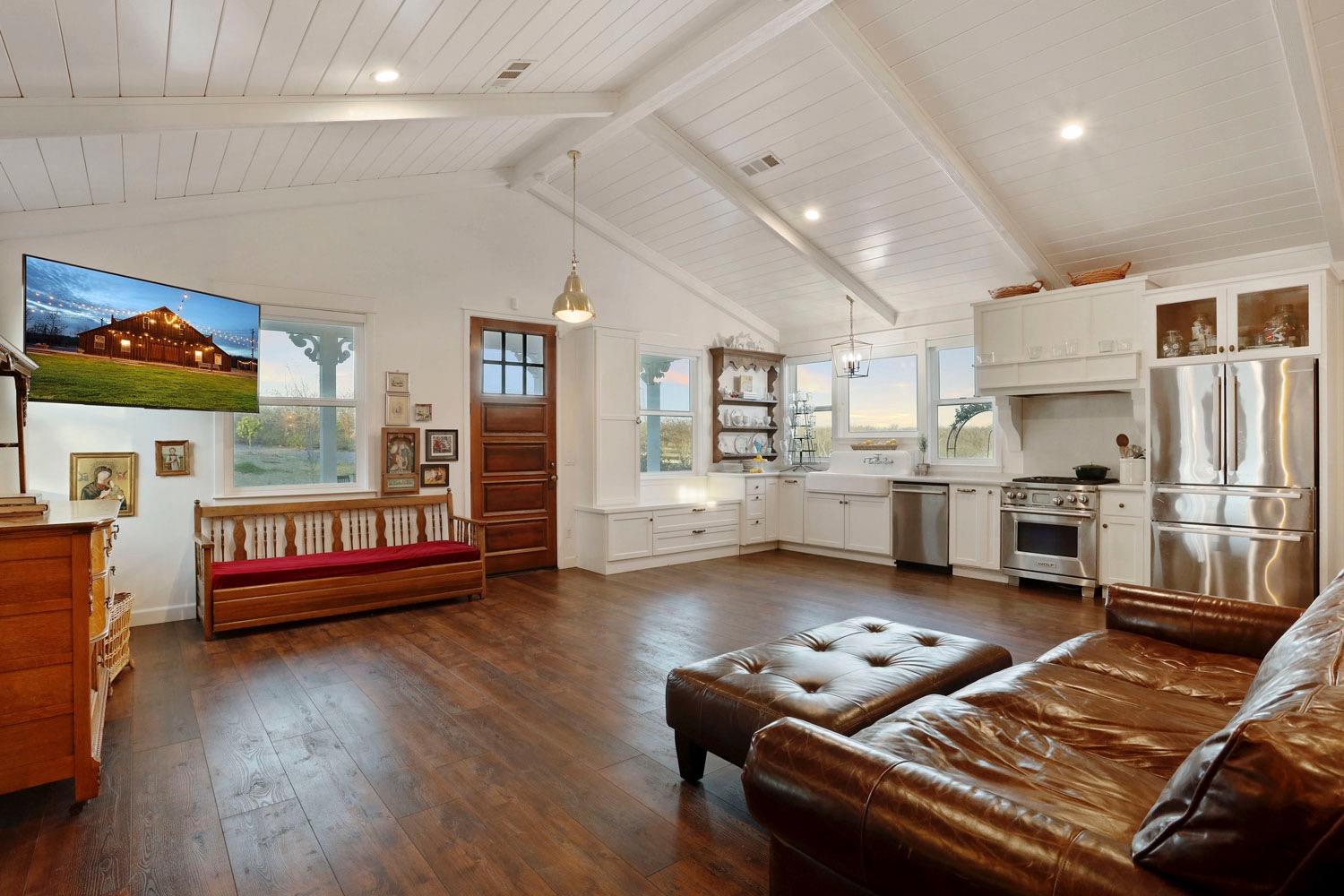 Detail Gallery Image 11 of 99 For 10031 Frankenheimer Rd, Oakdale,  CA 95361 - – Beds | – Baths