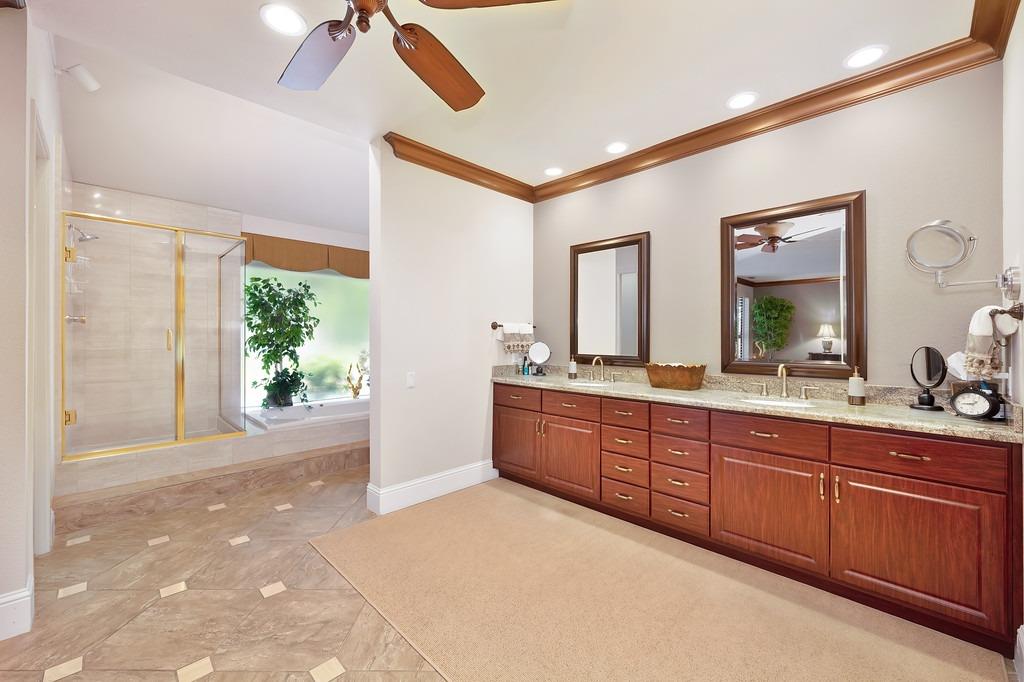 Detail Gallery Image 41 of 95 For 11523 Forty Niner Cir, Gold River,  CA 95670 - 3 Beds | 2/1 Baths