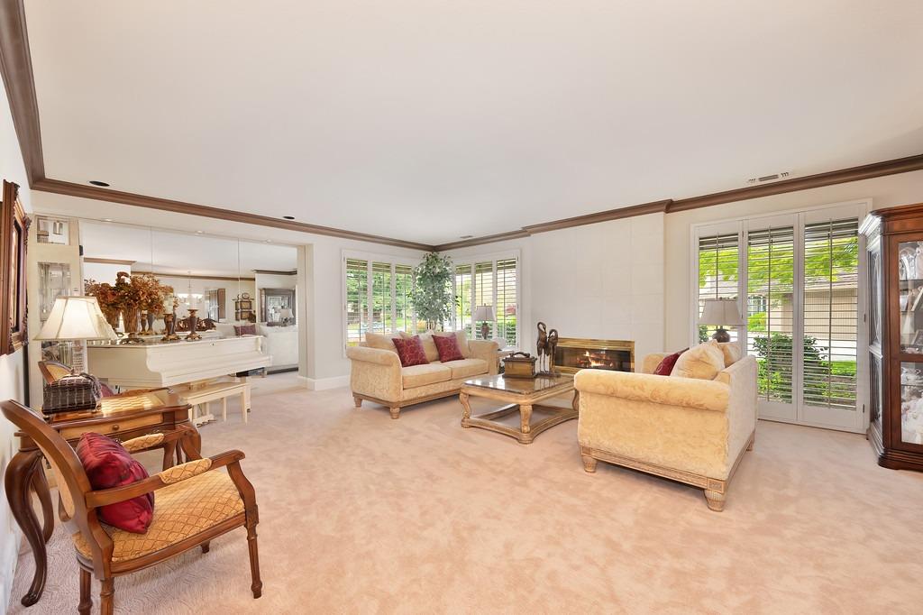 Detail Gallery Image 14 of 95 For 11523 Forty Niner Cir, Gold River,  CA 95670 - 3 Beds | 2/1 Baths