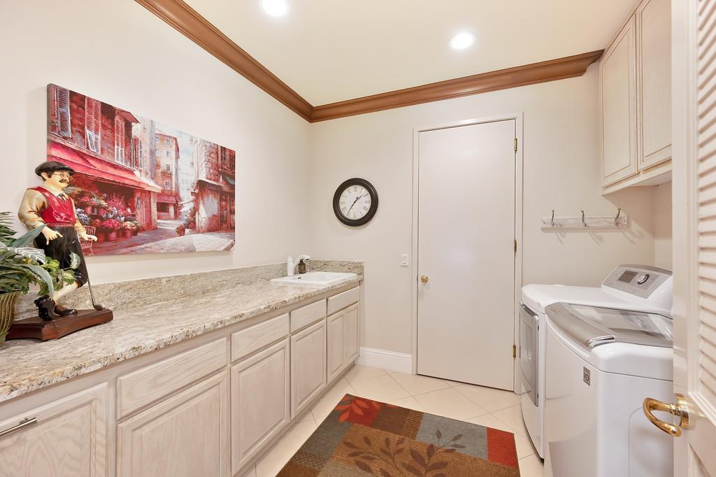 Detail Gallery Image 58 of 95 For 11523 Forty Niner Cir, Gold River,  CA 95670 - 3 Beds | 2/1 Baths