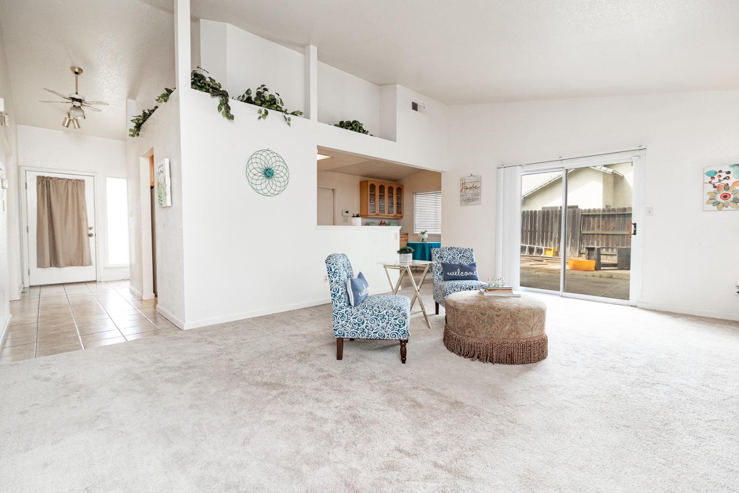 Detail Gallery Image 3 of 21 For 1636 Waudman Ave, Stockton,  CA 95209 - 3 Beds | 2 Baths