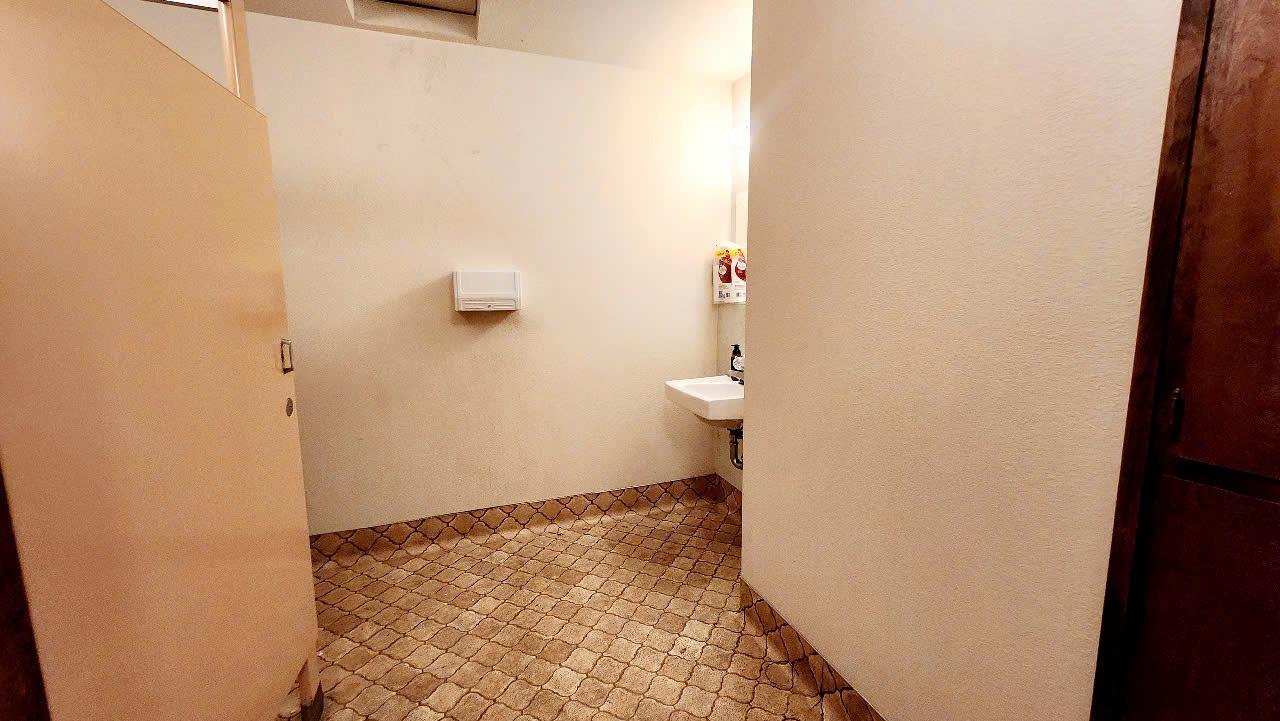 Detail Gallery Image 22 of 40 For 8770 Greenback Ln, Orangevale,  CA 95662 - – Beds | – Baths