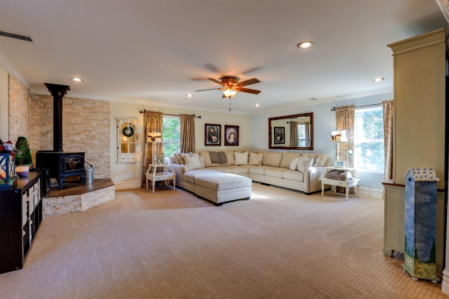 Detail Gallery Image 25 of 78 For 1300 Sierra Oak Ln, Colfax,  CA 95713 - 4 Beds | 3/1 Baths