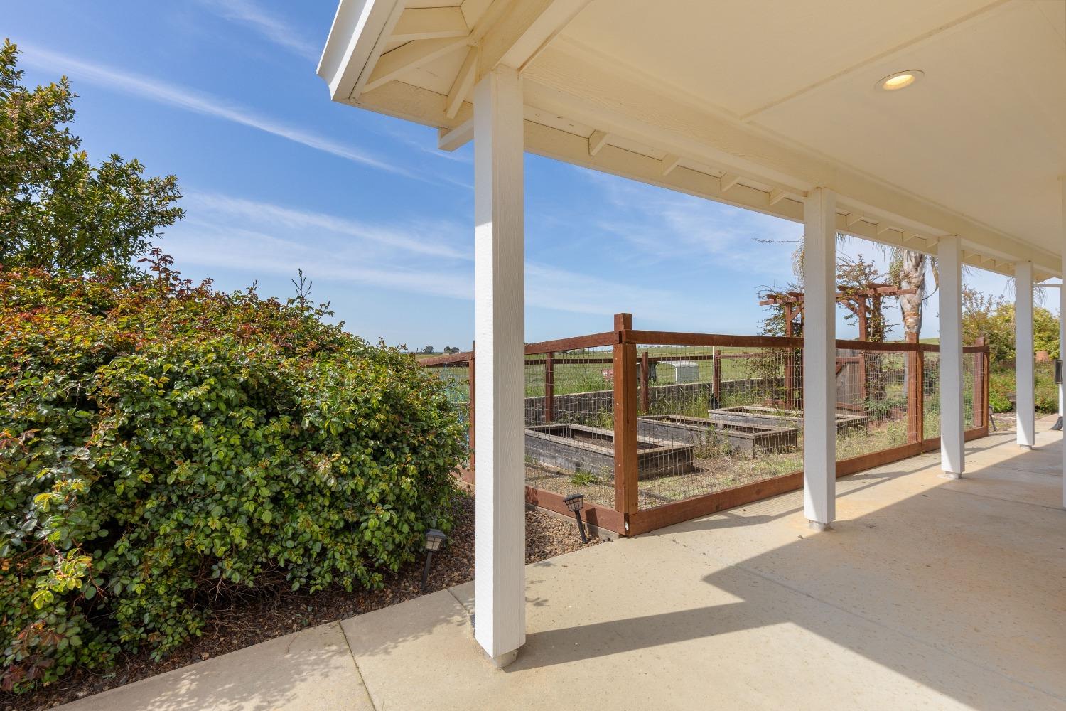 Detail Gallery Image 33 of 73 For 4161 Kapaka Ln, Wheatland,  CA 95692 - 4 Beds | 2/1 Baths