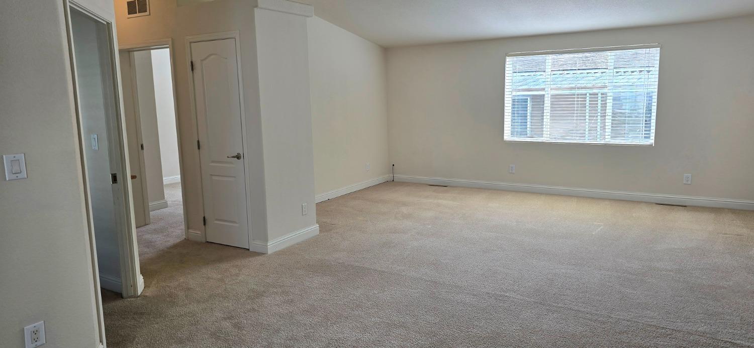 Detail Gallery Image 11 of 49 For 194 Full Cir, Davis,  CA 95618 - 3 Beds | 2 Baths