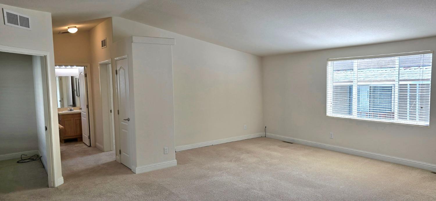 Detail Gallery Image 12 of 49 For 194 Full Cir, Davis,  CA 95618 - 3 Beds | 2 Baths