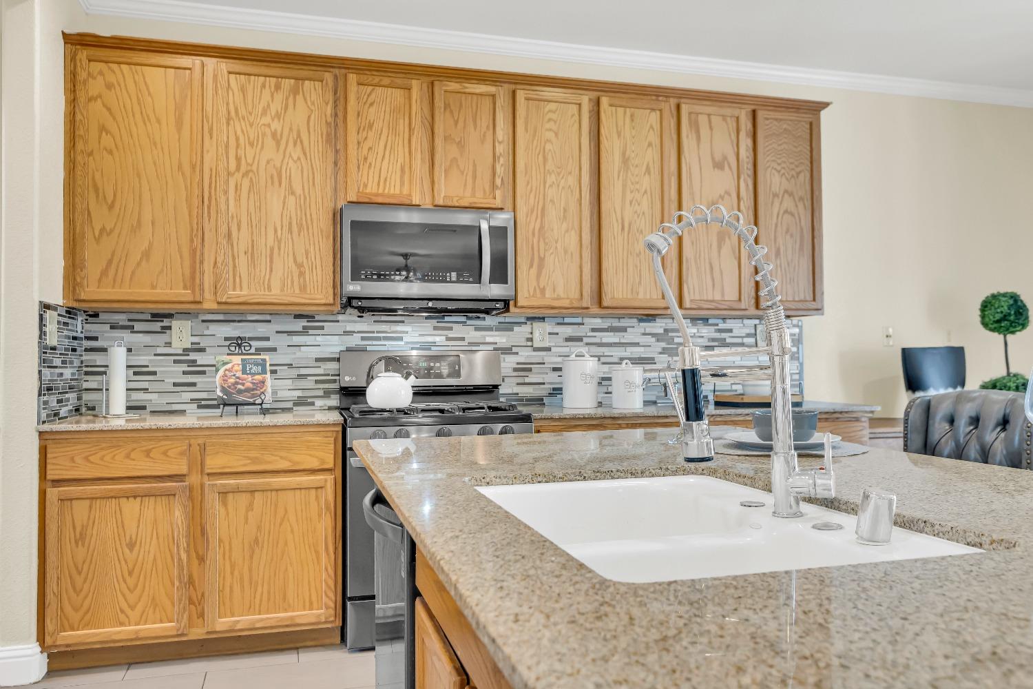 Detail Gallery Image 44 of 82 For 9903 Tiziano Dr, Stockton,  CA 95212 - 5 Beds | 4/1 Baths