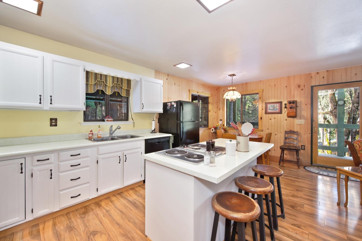 Detail Gallery Image 13 of 43 For 634 Alta Powerhouse Rd, Alta,  CA 95701 - 2 Beds | 2 Baths