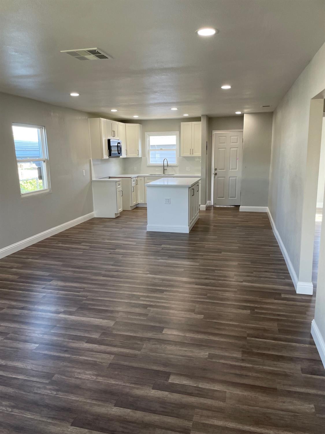 Detail Gallery Image 16 of 24 For 2420 E Fremont St, Stockton,  CA 95205 - 2 Beds | 1 Baths