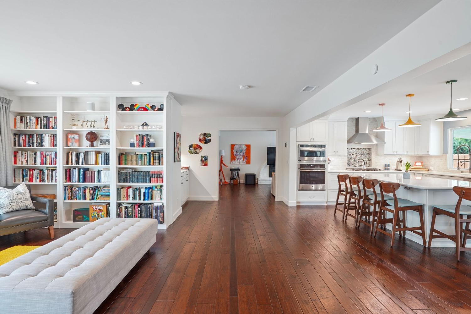 Detail Gallery Image 2 of 43 For 761 Saverien Dr, Sacramento,  CA 95864 - 4 Beds | 2/1 Baths