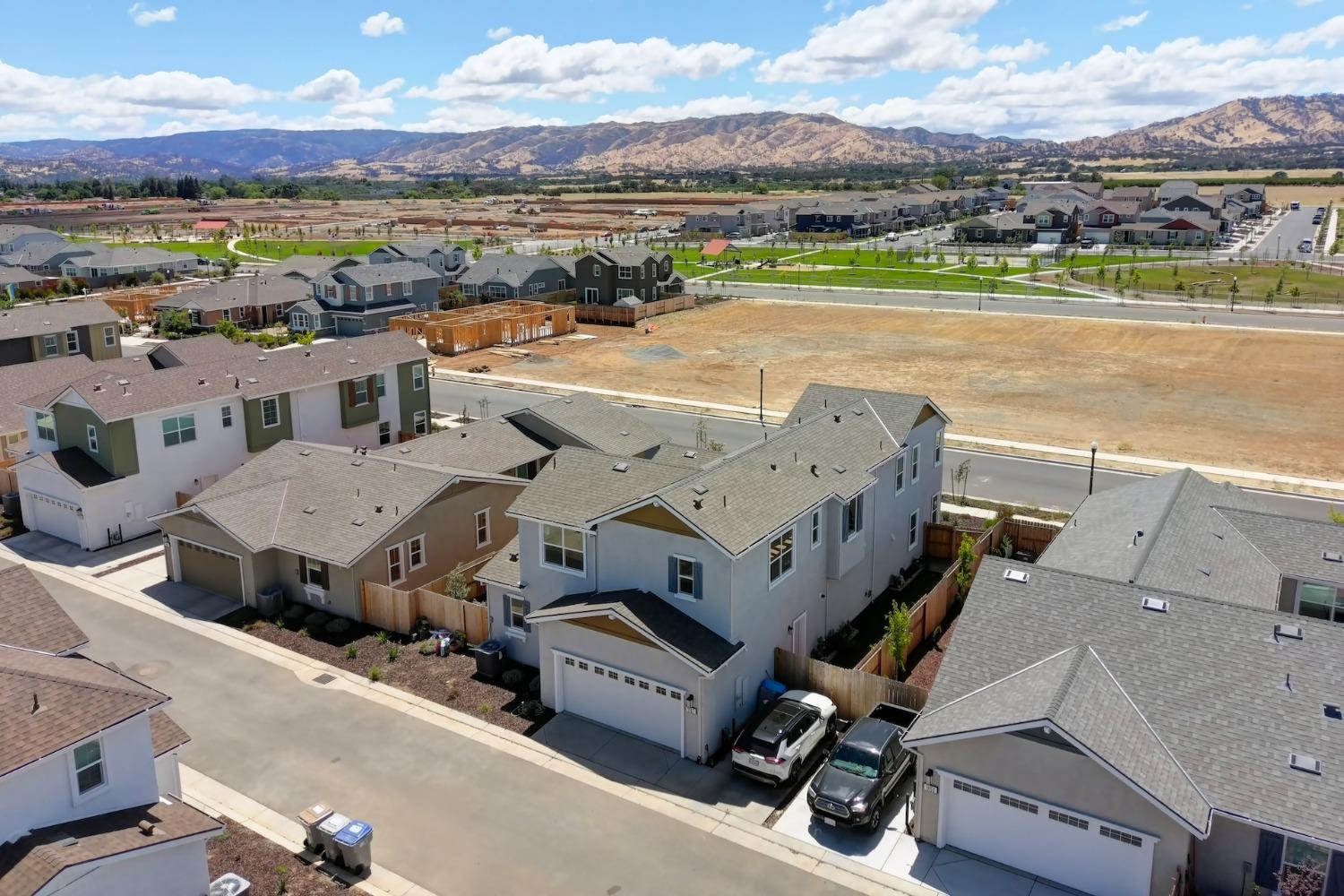 Detail Gallery Image 75 of 93 For 947 Wyatt Ln, Winters,  CA 95694 - 4 Beds | 3/1 Baths