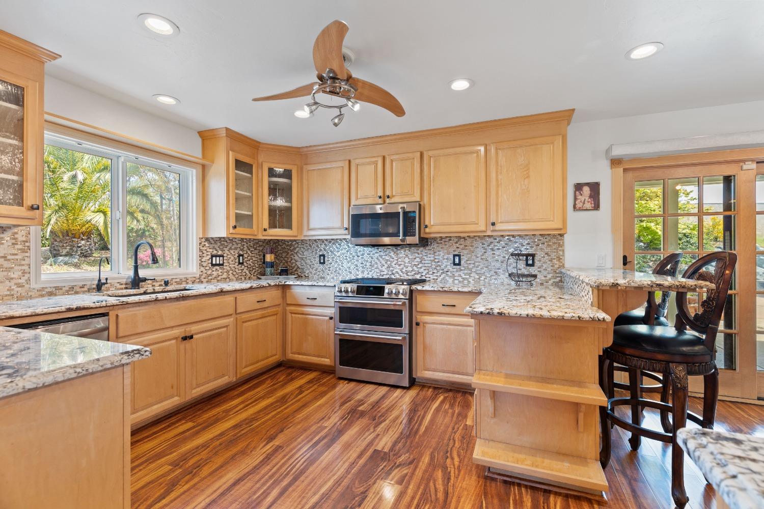Detail Gallery Image 15 of 73 For 4161 Kapaka Ln, Wheatland,  CA 95692 - 4 Beds | 2/1 Baths