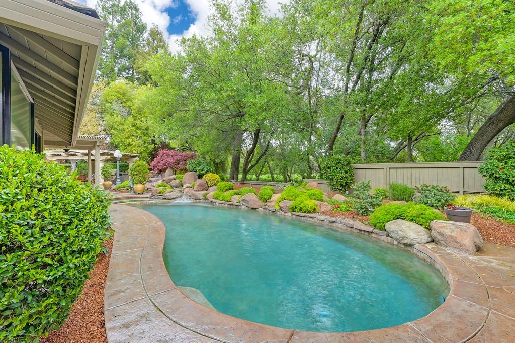 Detail Gallery Image 79 of 95 For 11523 Forty Niner Cir, Gold River,  CA 95670 - 3 Beds | 2/1 Baths