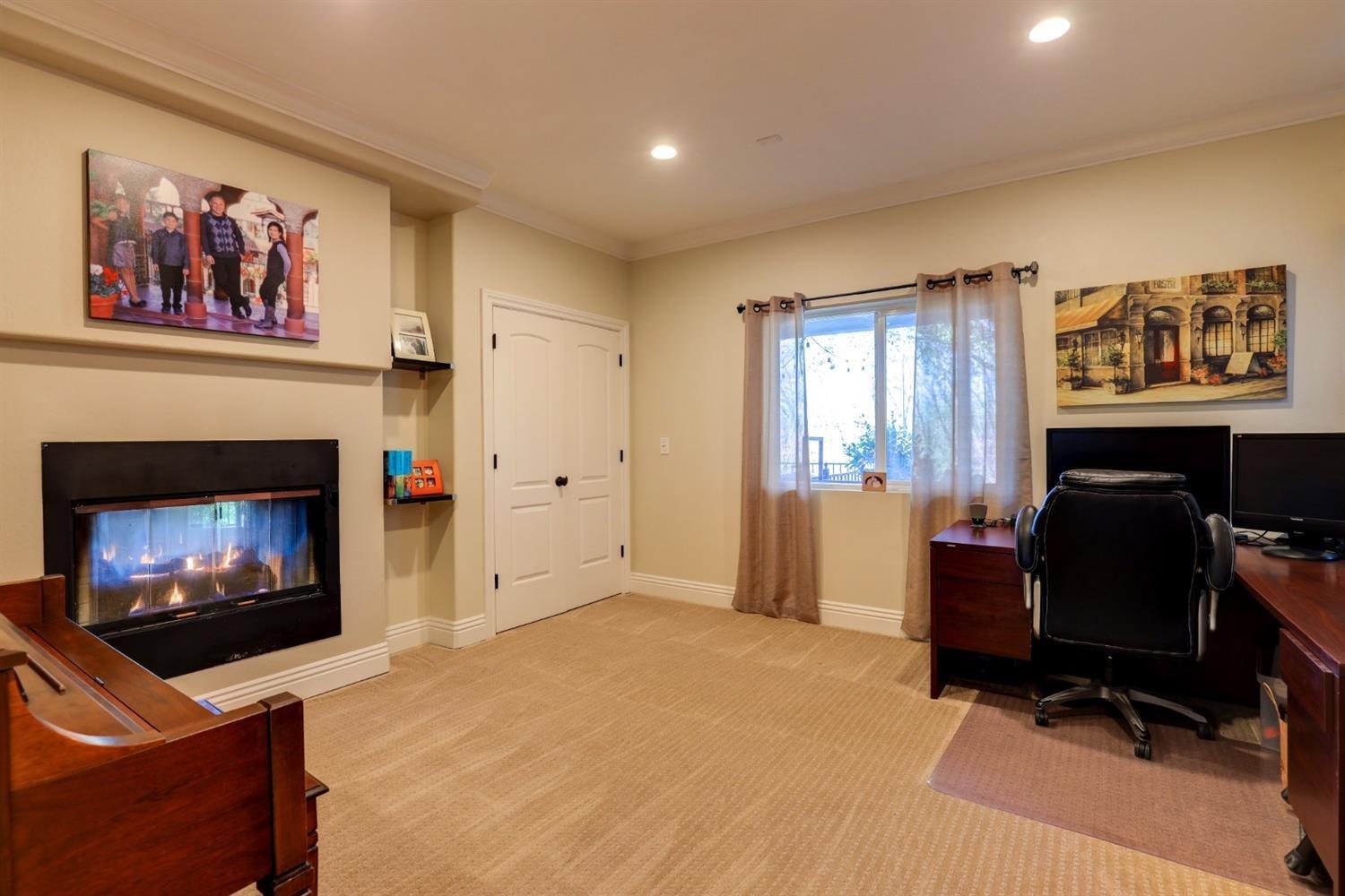 Detail Gallery Image 21 of 78 For 1300 Sierra Oak Ln, Colfax,  CA 95713 - 4 Beds | 3/1 Baths