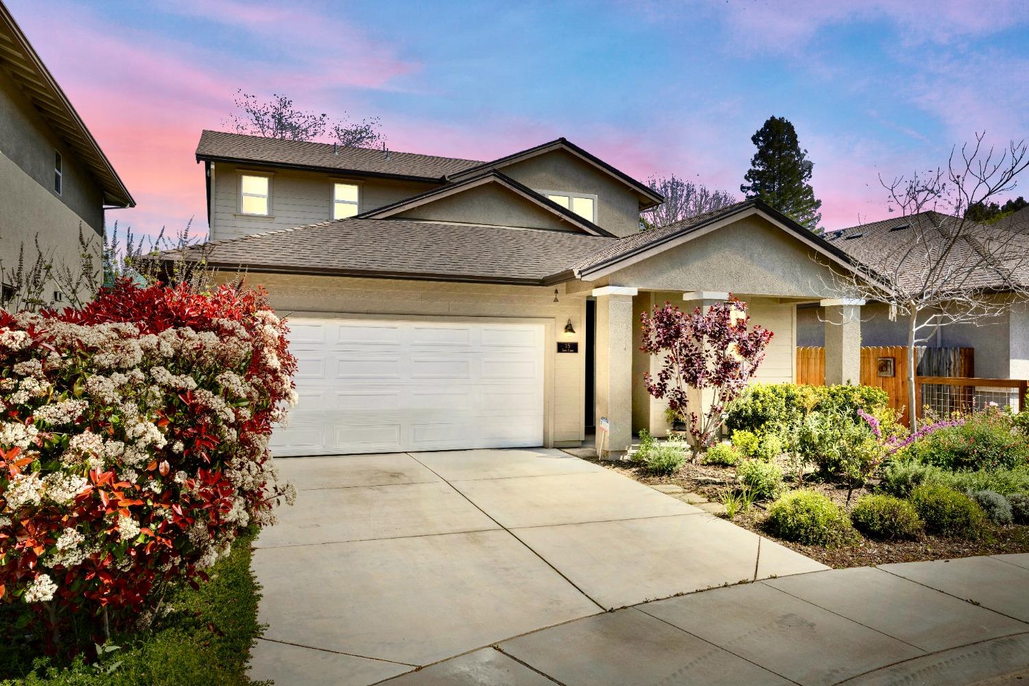 Detail Gallery Image 1 of 1 For 15 Jupes Ct, Sacramento,  CA 95817 - 4 Beds | 3 Baths