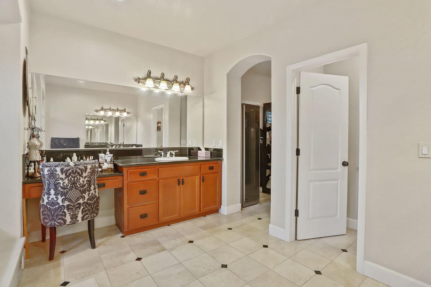 Detail Gallery Image 45 of 85 For 10941 St Moritz Cir, Stockton,  CA 95209 - 5 Beds | 3 Baths