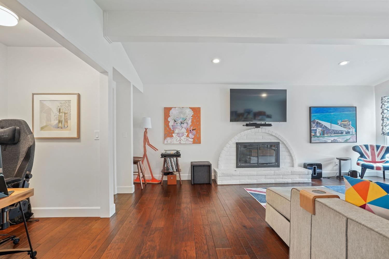 Detail Gallery Image 15 of 43 For 761 Saverien Dr, Sacramento,  CA 95864 - 4 Beds | 2/1 Baths