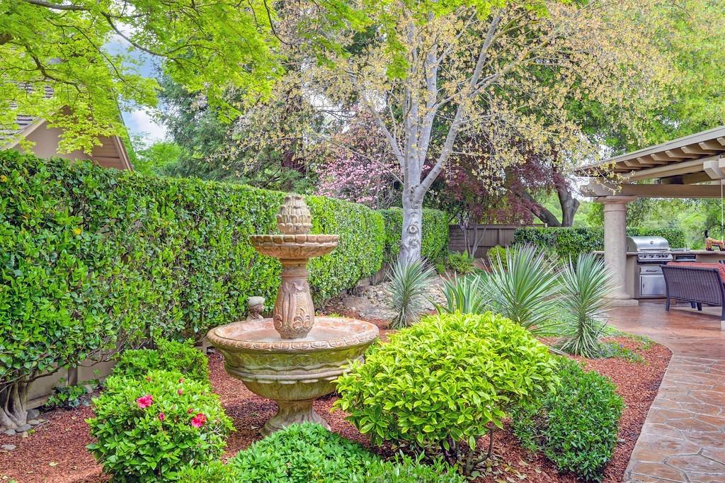Detail Gallery Image 70 of 95 For 11523 Forty Niner Cir, Gold River,  CA 95670 - 3 Beds | 2/1 Baths